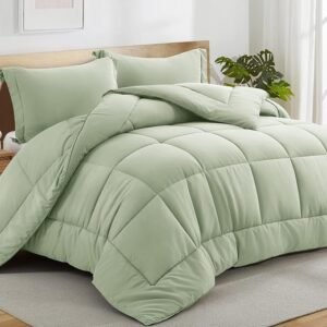 3-Piece Soft Quilted Down Alternative Bedding with 2 Pillow